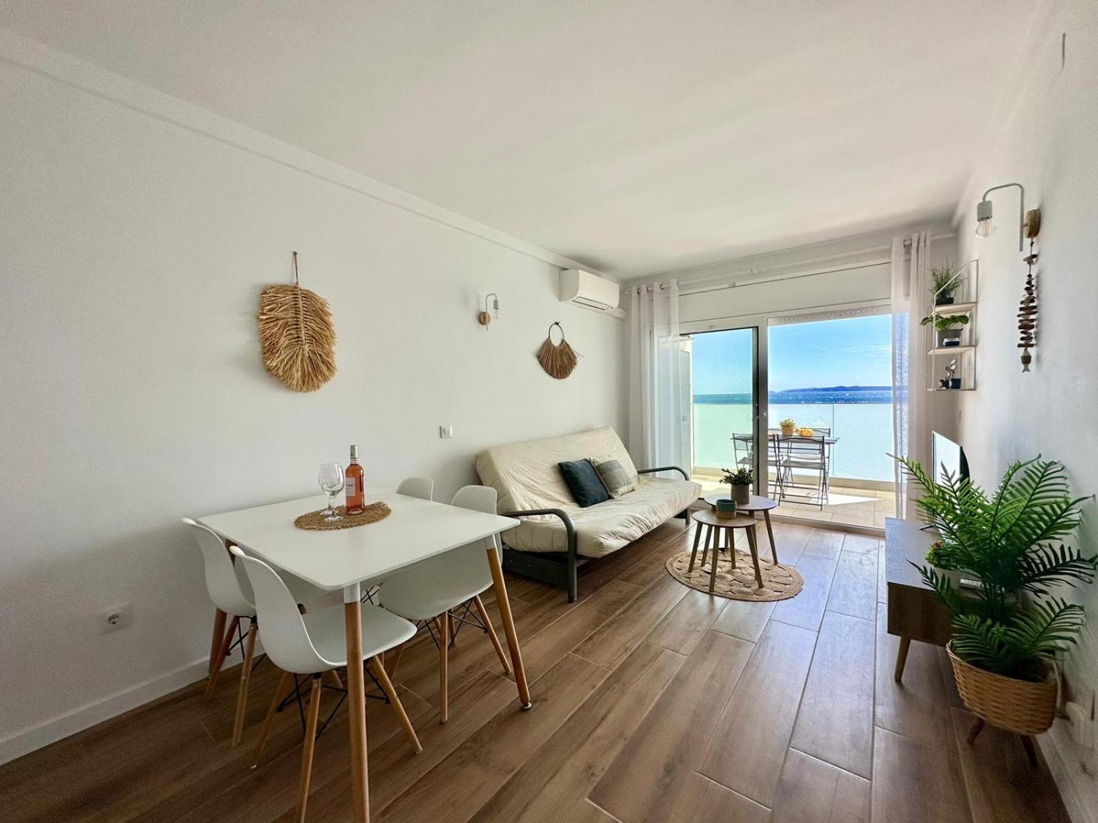 Meda Chica Apartment Roses Bagian luar foto