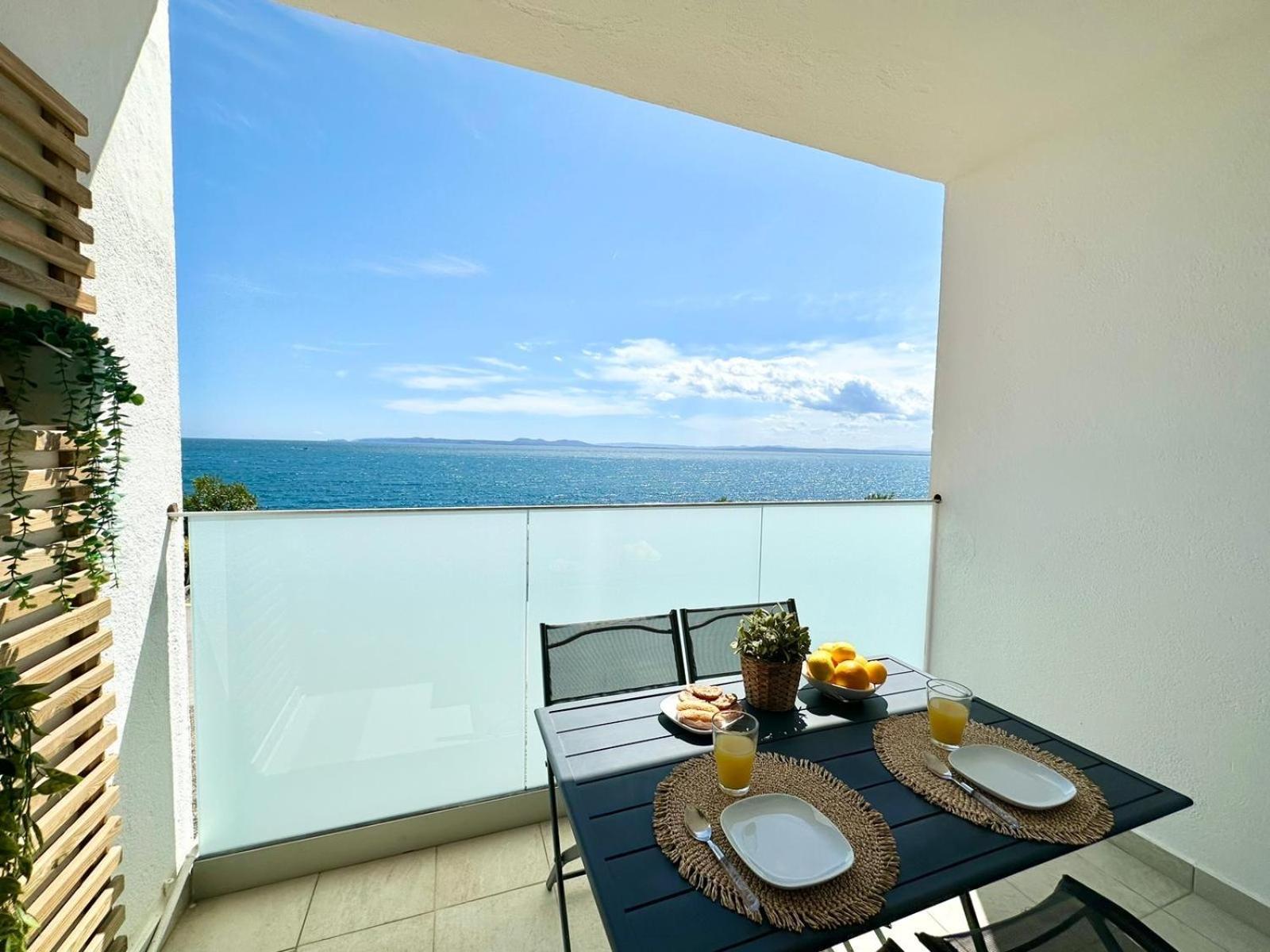 Meda Chica Apartment Roses Bagian luar foto
