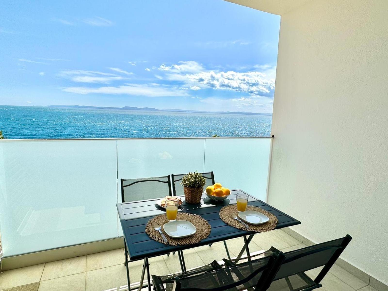 Meda Chica Apartment Roses Bagian luar foto