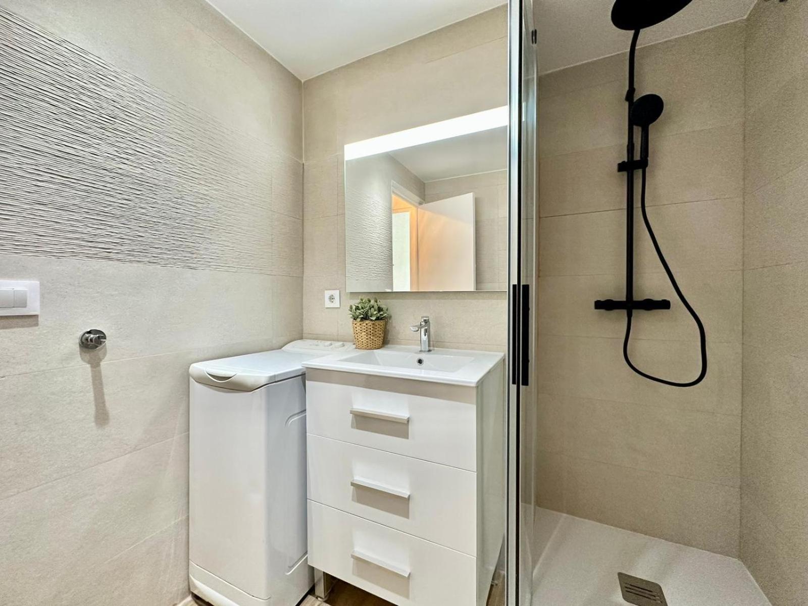 Meda Chica Apartment Roses Bagian luar foto